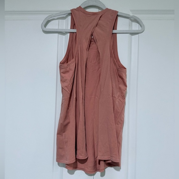 Lululemon Pink Sleeveless All tie up Tank Top sz 4 slight mark see picture - Picture 5 of 7